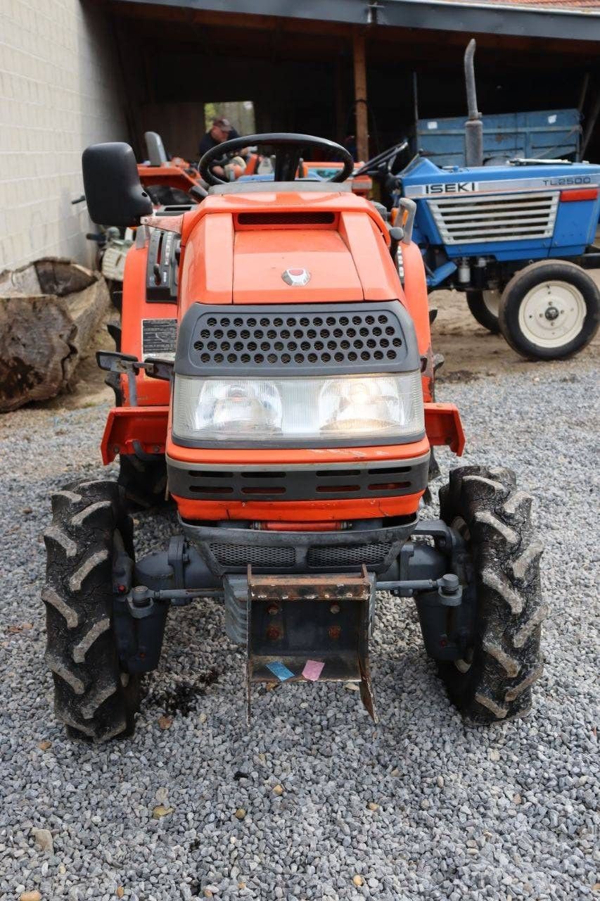Traktor typu Kubota A-155, Gebrauchtmaschine w Antwerpen (Zdjęcie 9)