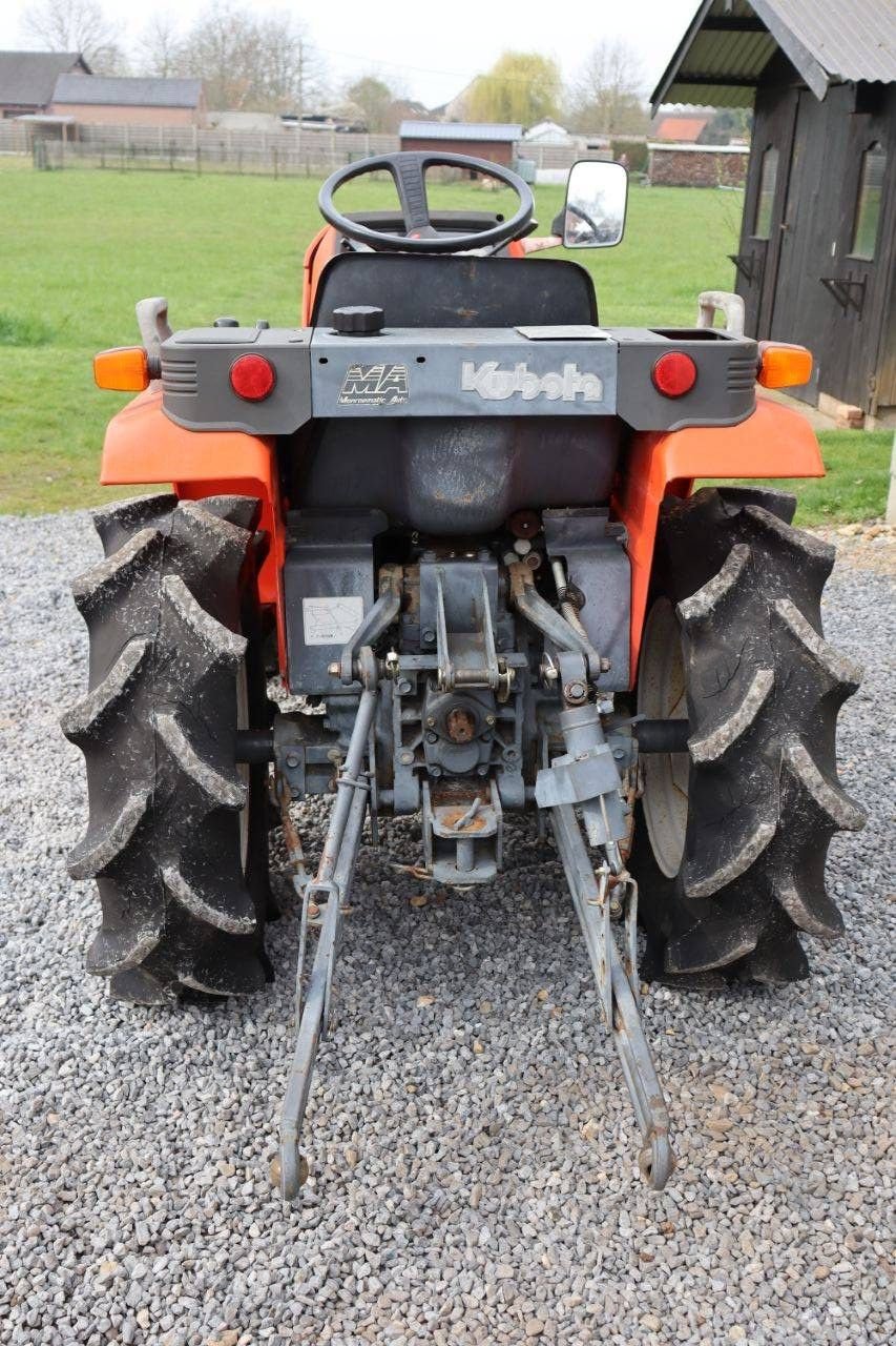 Traktor typu Kubota A-155, Gebrauchtmaschine w Antwerpen (Zdjęcie 5)