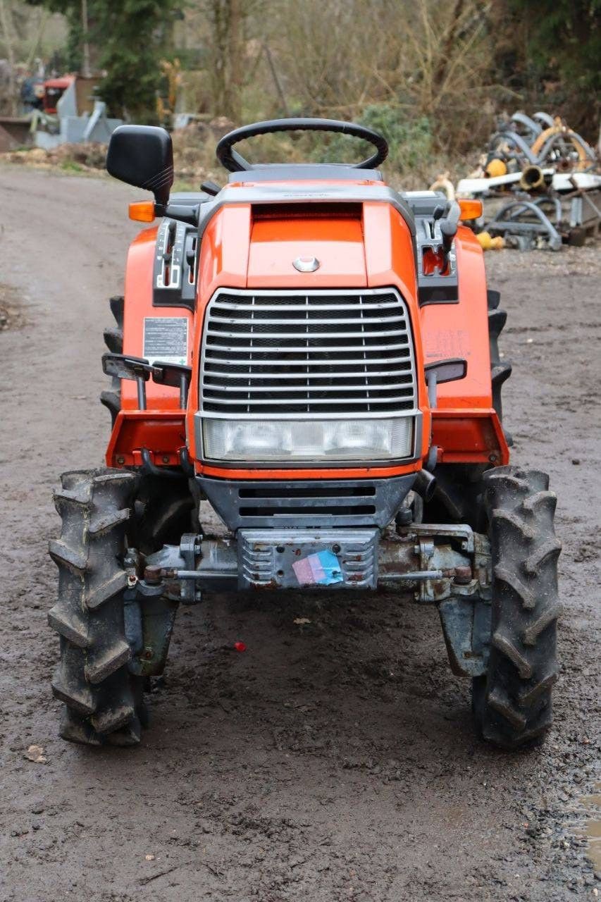 Traktor del tipo Kubota ASTE A-15, Gebrauchtmaschine In Antwerpen (Immagine 9)