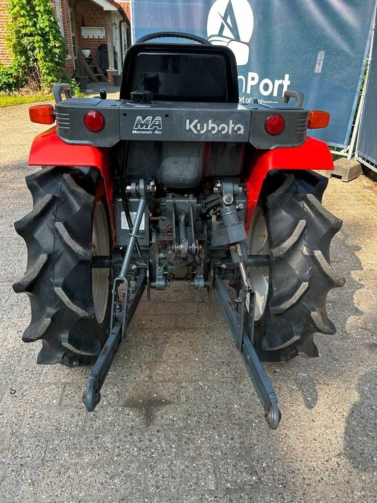 Traktor za tip Kubota ASTE A-155, Gebrauchtmaschine u Antwerpen (Slika 2)