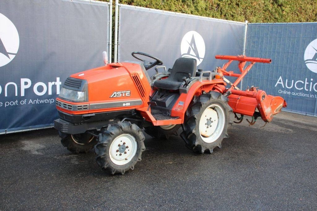 Traktor типа Kubota Aste A-155, Gebrauchtmaschine в Antwerpen (Фотография 9)