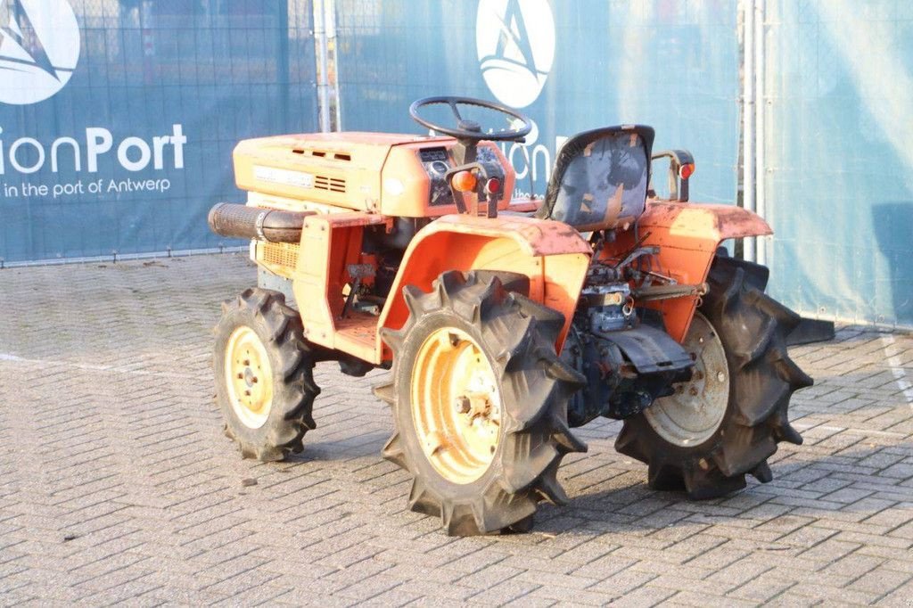 Traktor van het type Kubota B 1400 D, Gebrauchtmaschine in Antwerpen (Foto 4)
