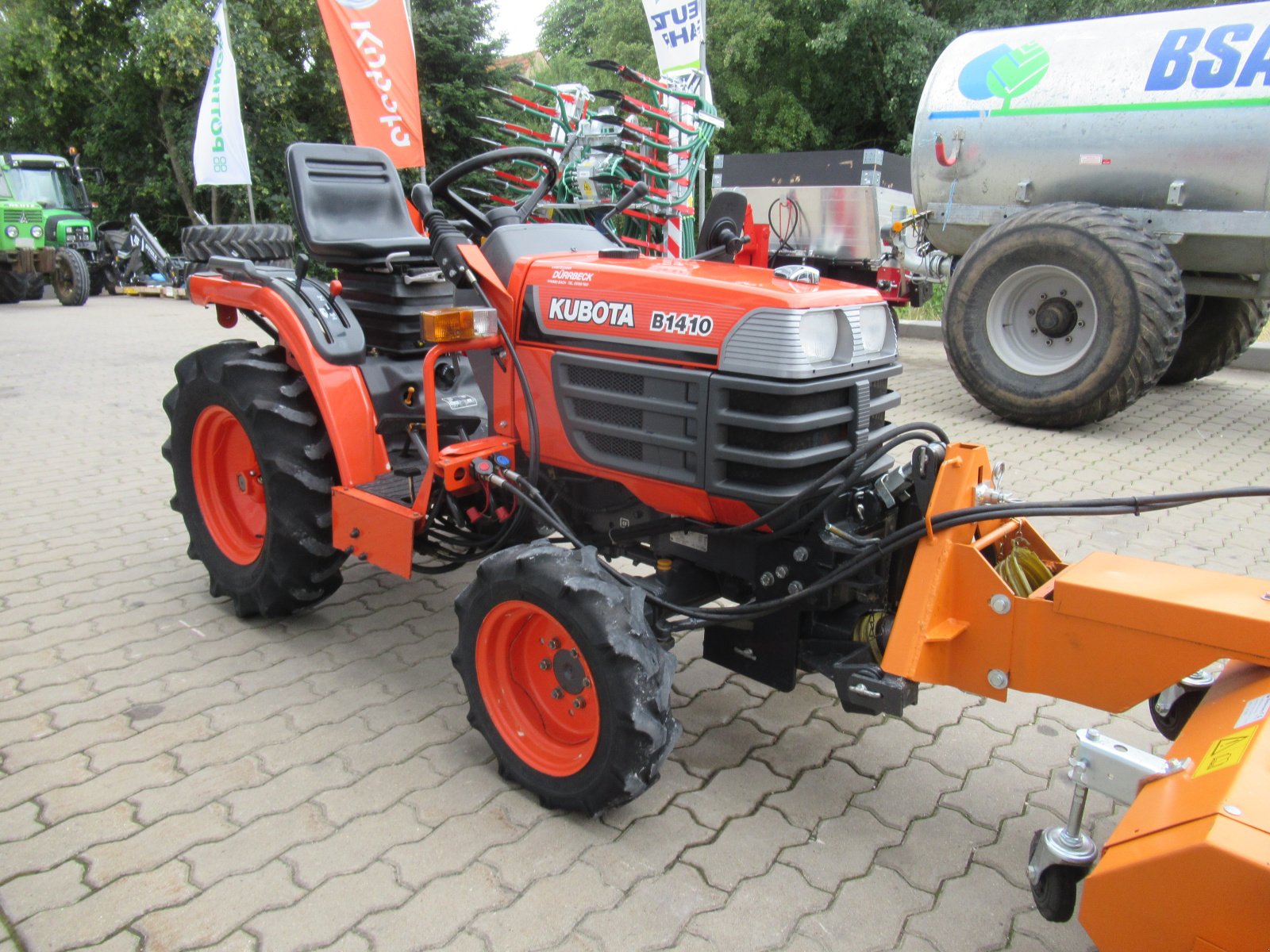 Traktor van het type Kubota B 1410, Gebrauchtmaschine in Waischenfeld (Foto 4)