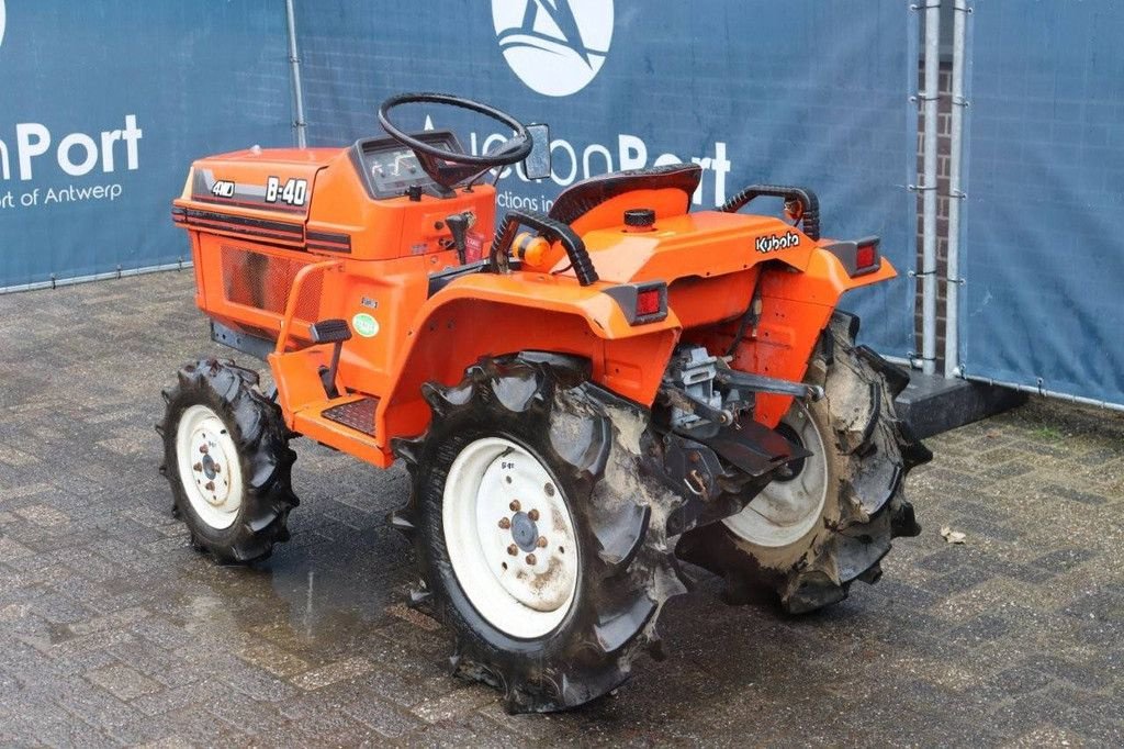 Traktor del tipo Kubota B-40, Gebrauchtmaschine en Antwerpen (Imagen 4)