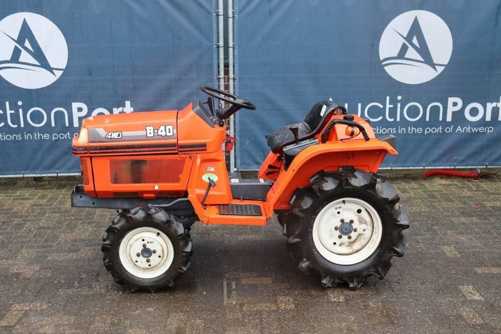 Traktor del tipo Kubota B-40, Gebrauchtmaschine en Antwerpen (Imagen 2)