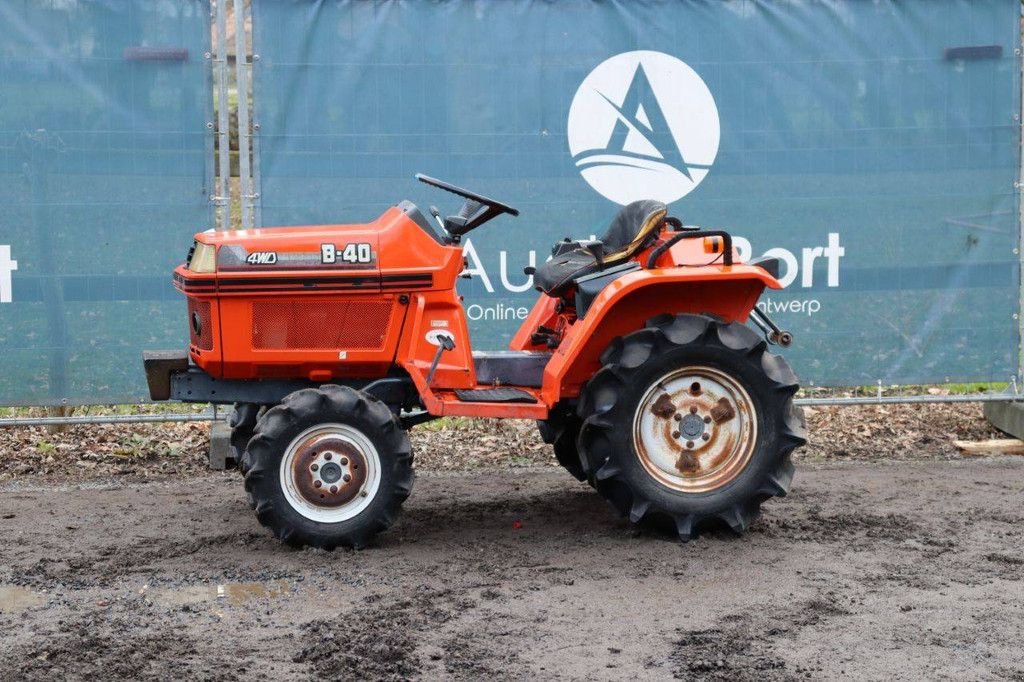 Traktor van het type Kubota B-40, Gebrauchtmaschine in Antwerpen (Foto 1)