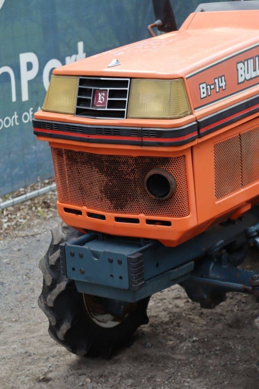 Traktor des Typs Kubota B1-14 Bulltra, Gebrauchtmaschine in Antwerpen (Bild 11)