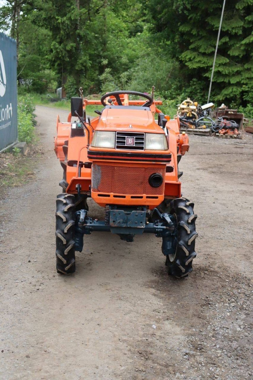Traktor типа Kubota B1-14D Bulltra, Gebrauchtmaschine в Antwerpen (Фотография 9)