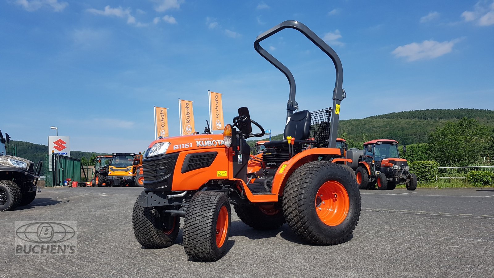 Traktor des Typs Kubota B1-161 Rasenbereifung, Neumaschine in Olpe (Bild 1)