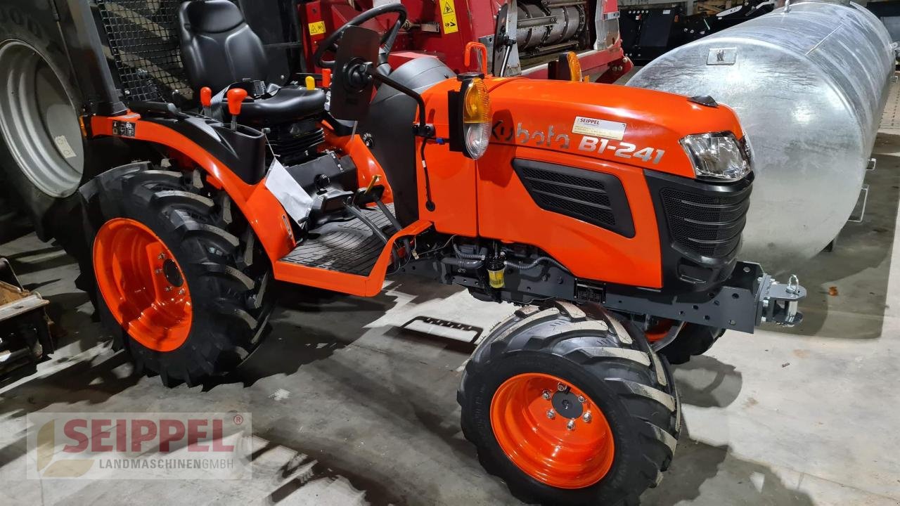 Traktor des Typs Kubota B1-241, Neumaschine in Groß-Umstadt (Bild 1)