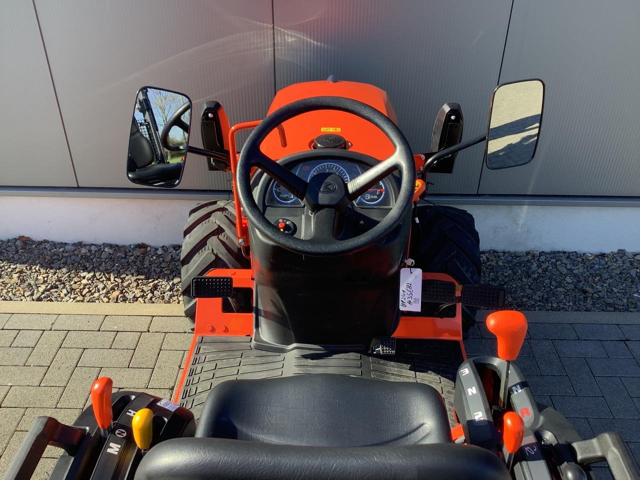 Traktor van het type Kubota B1-241, Neumaschine in Greven (Foto 12)
