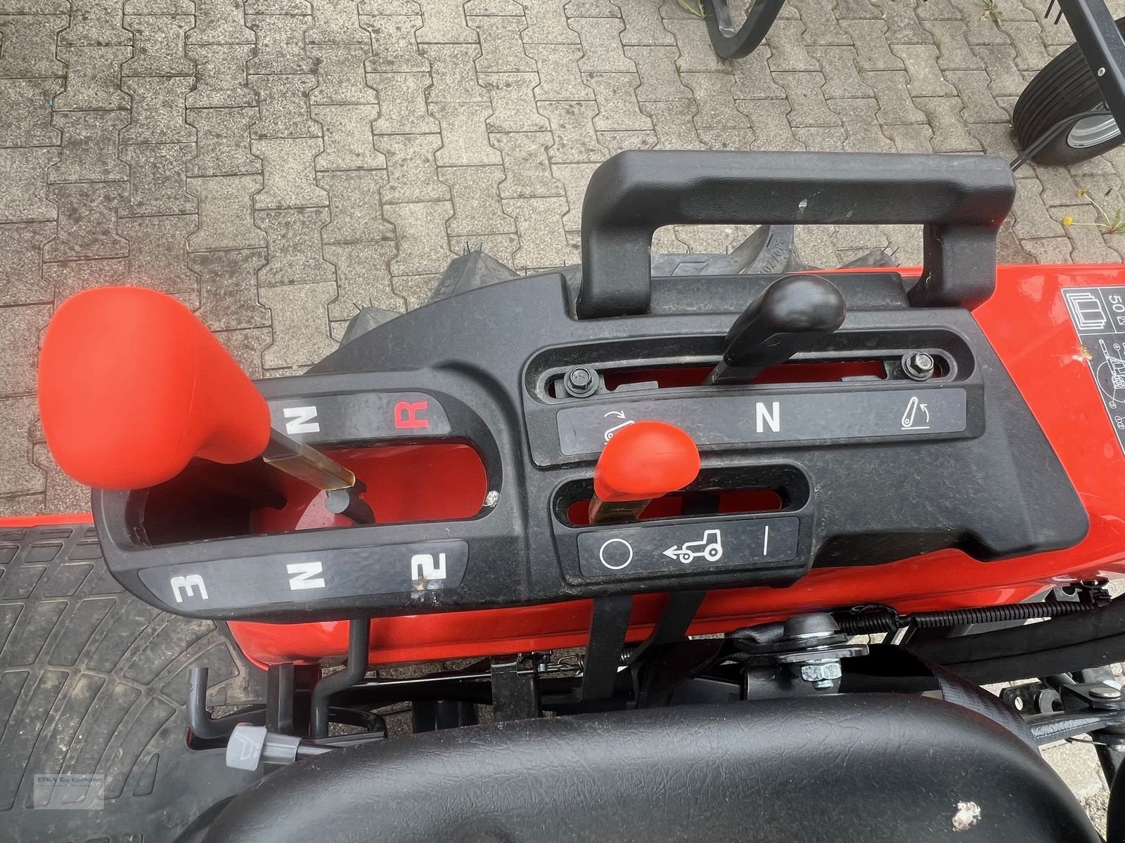 Traktor типа Kubota B1241 D-EC, Gebrauchtmaschine в Erlbach (Фотография 3)