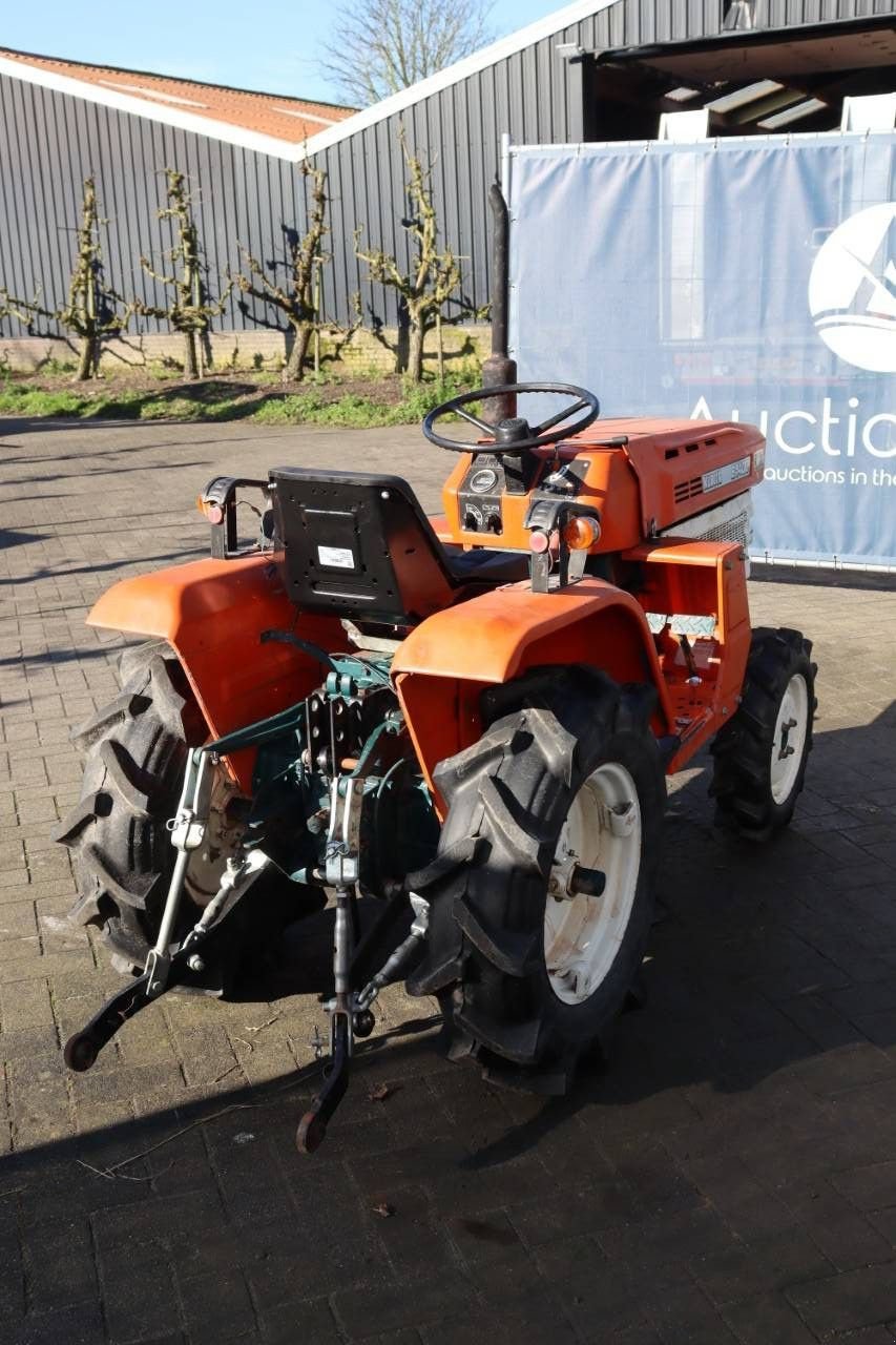 Traktor от тип Kubota B1400DT, Gebrauchtmaschine в Antwerpen (Снимка 7)