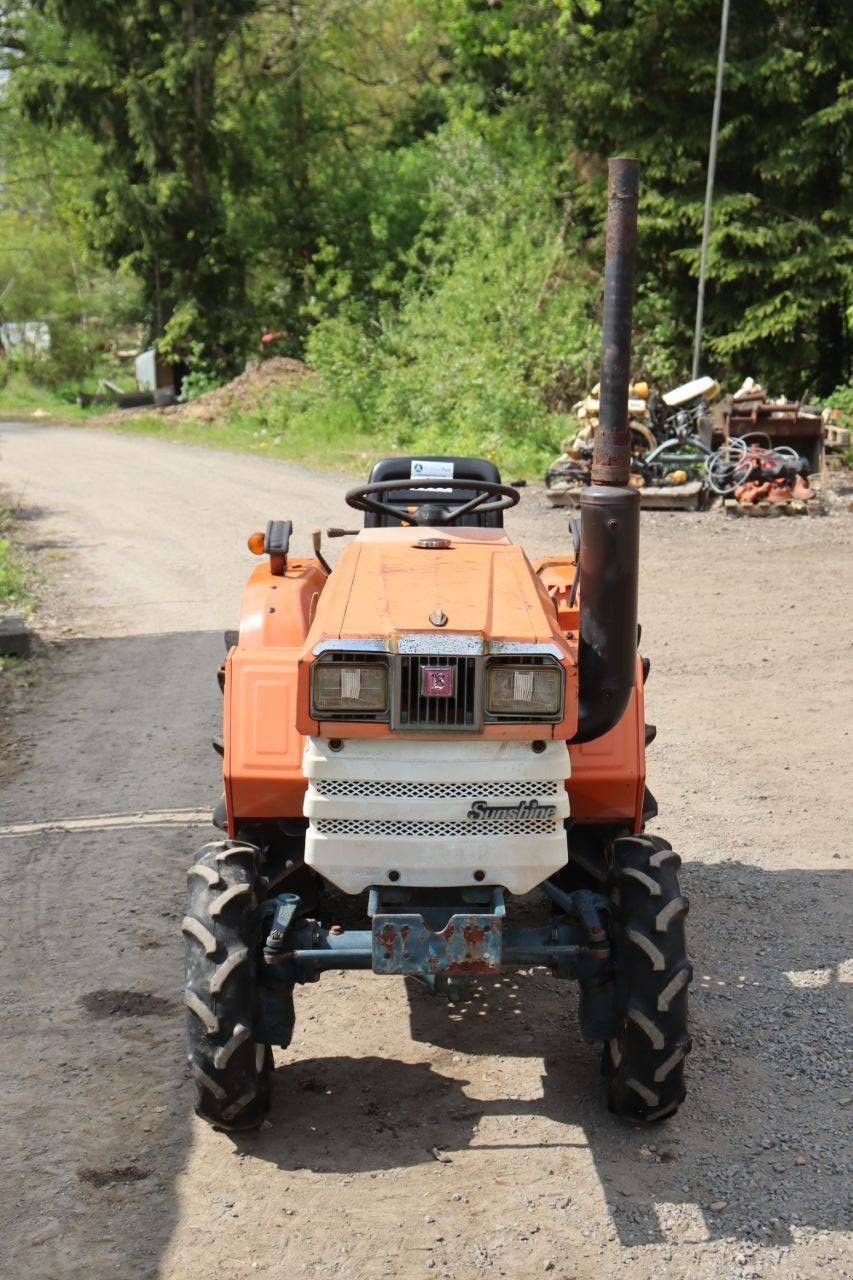 Traktor del tipo Kubota B1402DT, Gebrauchtmaschine en Antwerpen (Imagen 9)