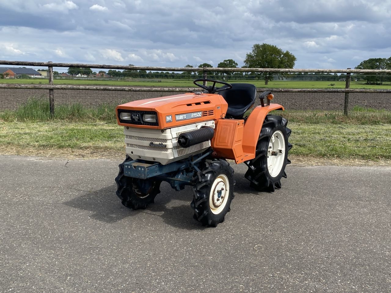 Traktor typu Kubota B1500, Gebrauchtmaschine v Baarle Nassau (Obrázek 3)