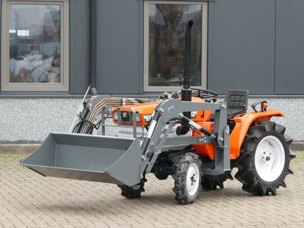 Traktor типа Kubota B1502 4wd / Voorlader / Zijschakeling, Gebrauchtmaschine в Swifterband (Фотография 1)