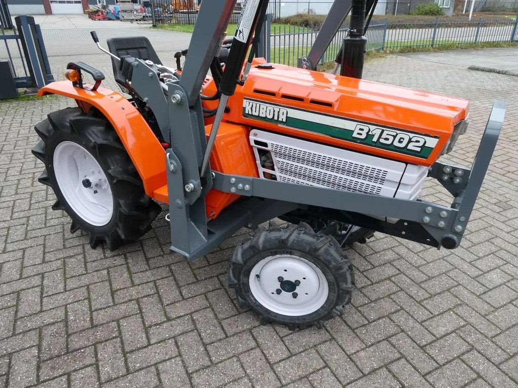 Traktor типа Kubota B1502 4wd / Voorlader / Zijschakeling, Gebrauchtmaschine в Swifterband (Фотография 2)