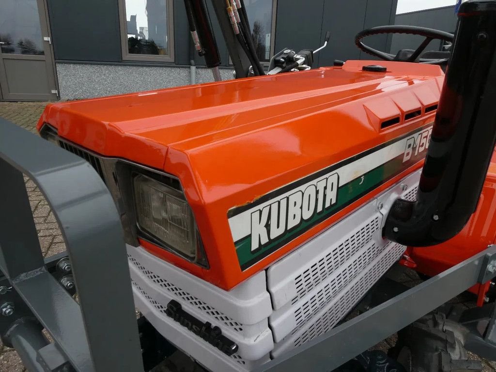 Traktor типа Kubota B1502 4wd / Voorlader / Zijschakeling, Gebrauchtmaschine в Swifterband (Фотография 5)