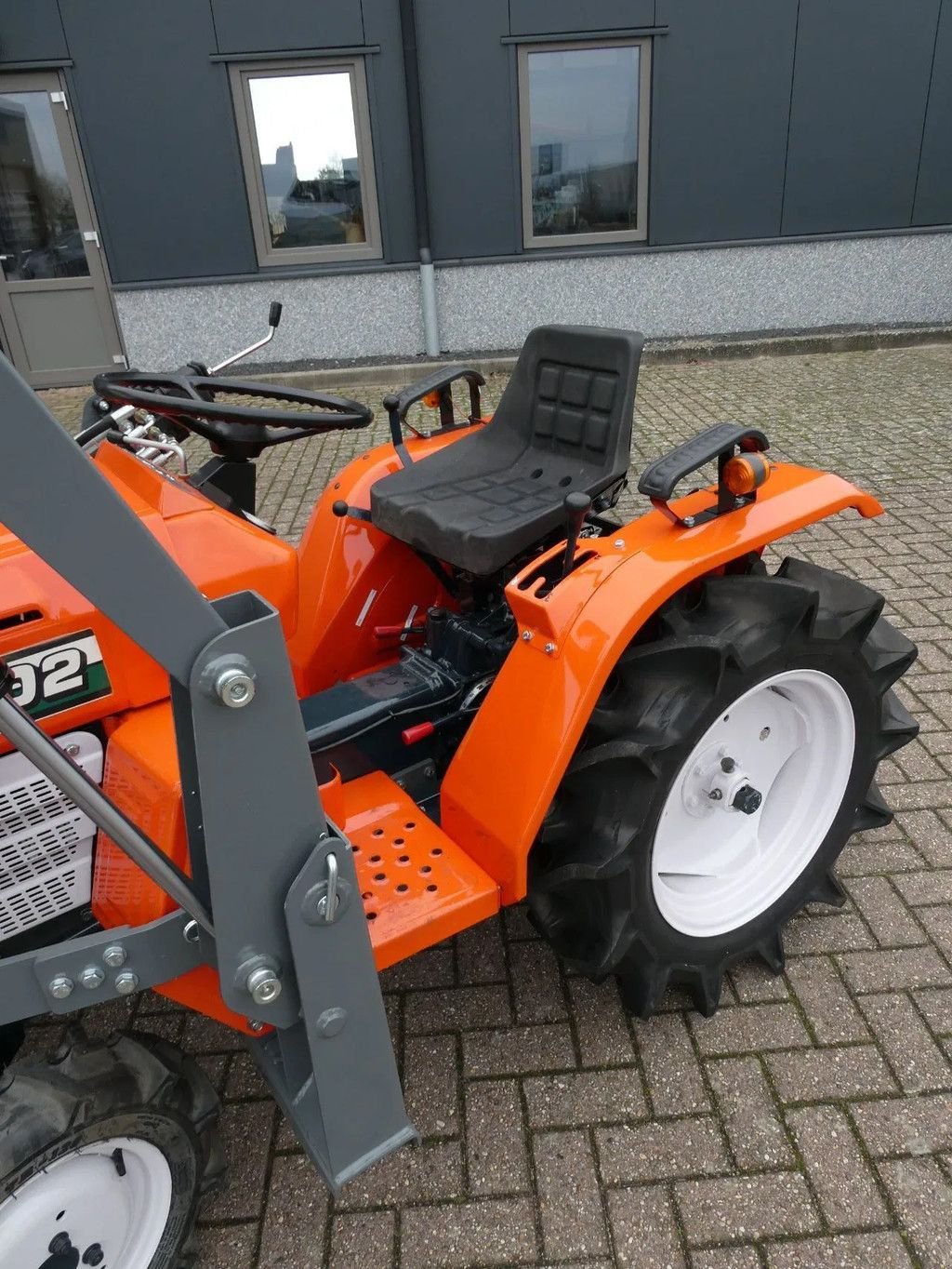 Traktor типа Kubota B1502 4wd / Voorlader / Zijschakeling, Gebrauchtmaschine в Swifterband (Фотография 9)
