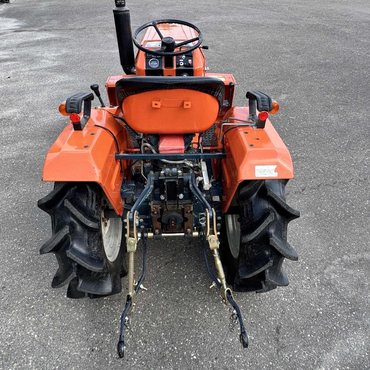 Traktor типа Kubota B1502, Gebrauchtmaschine в Baarle Nassau (Фотография 5)