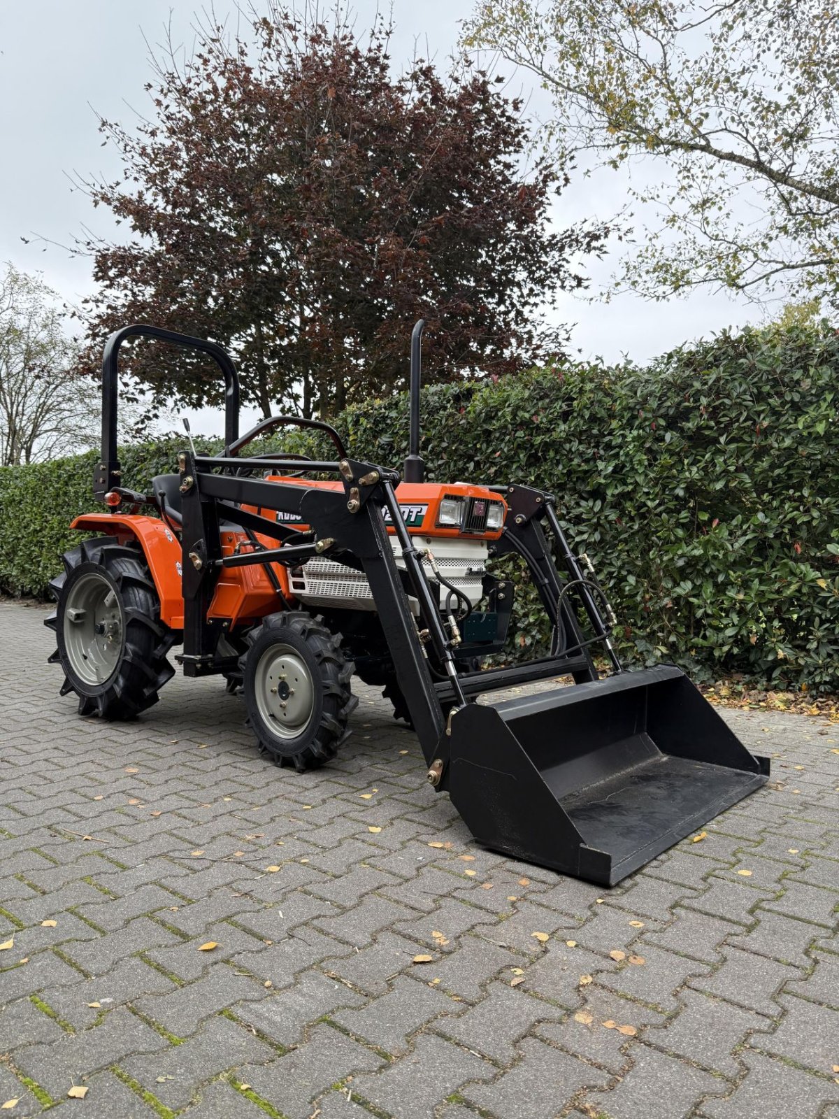 Traktor от тип Kubota B1502DT, Gebrauchtmaschine в Nieuw-Weerdinge (Снимка 2)