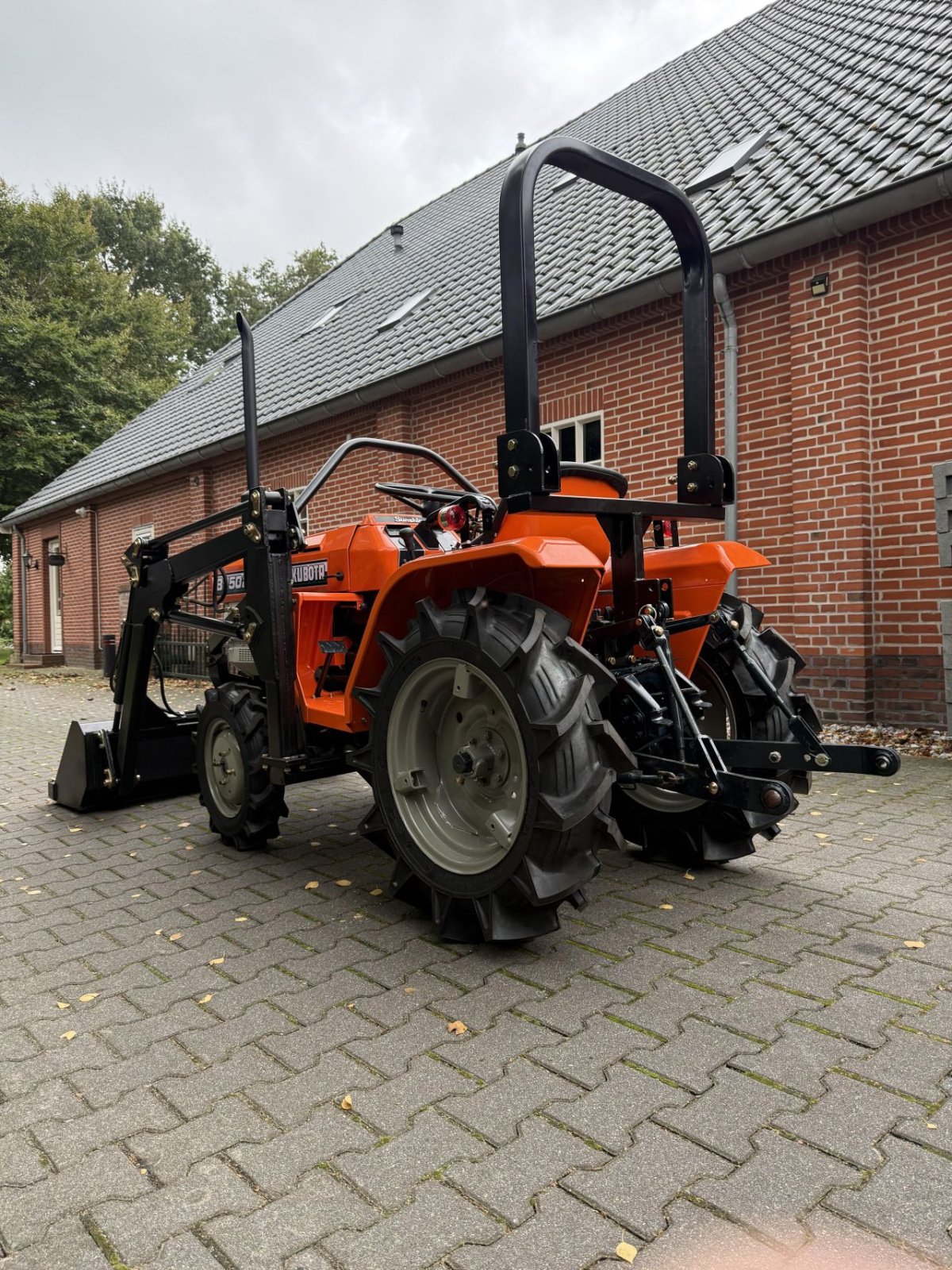 Traktor от тип Kubota B1502DT, Gebrauchtmaschine в Nieuw-Weerdinge (Снимка 3)