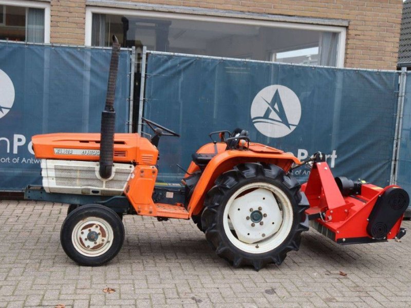 Traktor типа Kubota B1600, Gebrauchtmaschine в Antwerpen (Фотография 1)