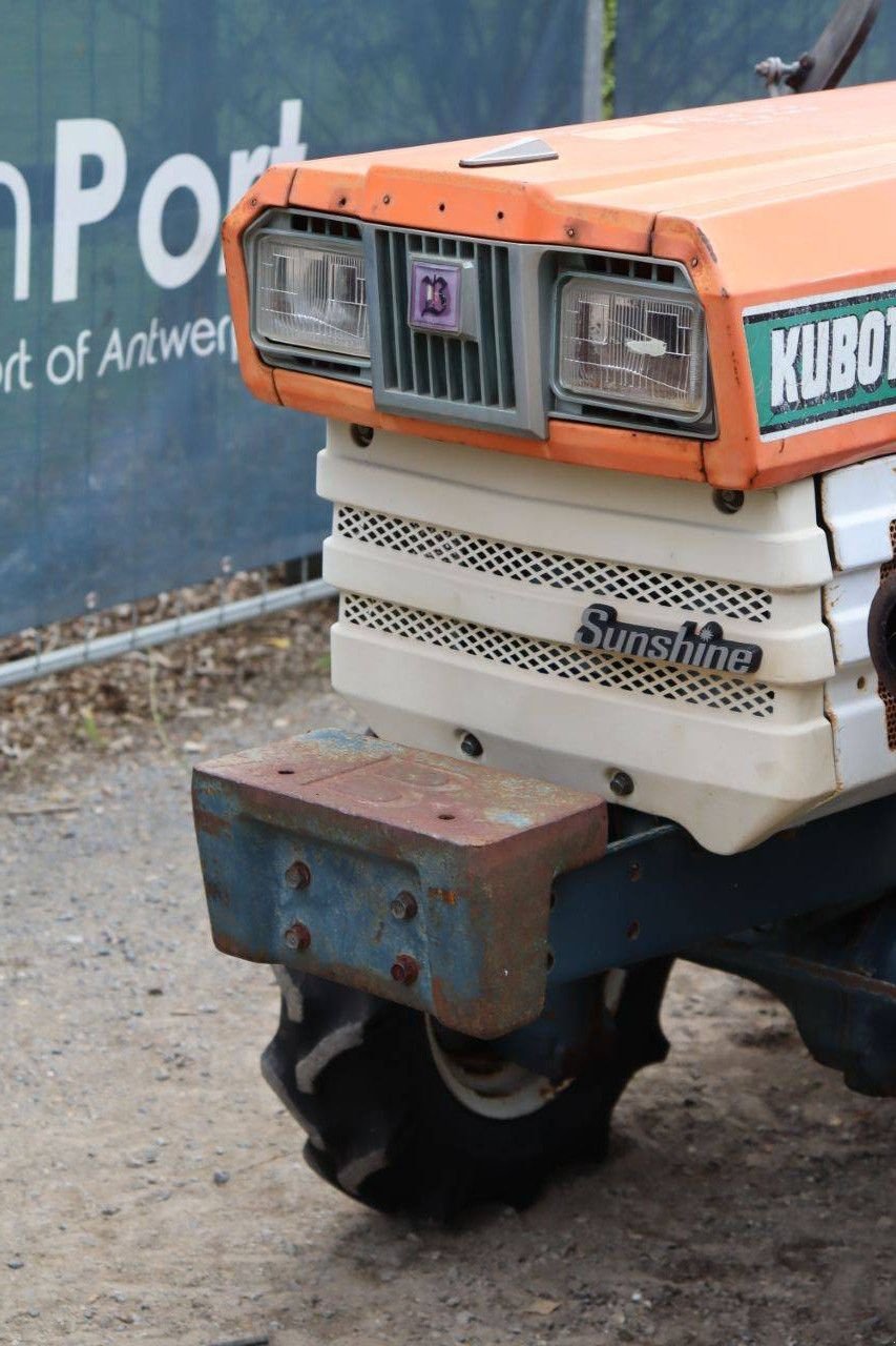 Traktor του τύπου Kubota B1702-M, Gebrauchtmaschine σε Antwerpen (Φωτογραφία 11)