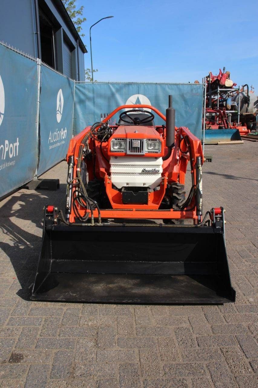 Traktor des Typs Kubota B1702, Neumaschine in Antwerpen (Bild 8)