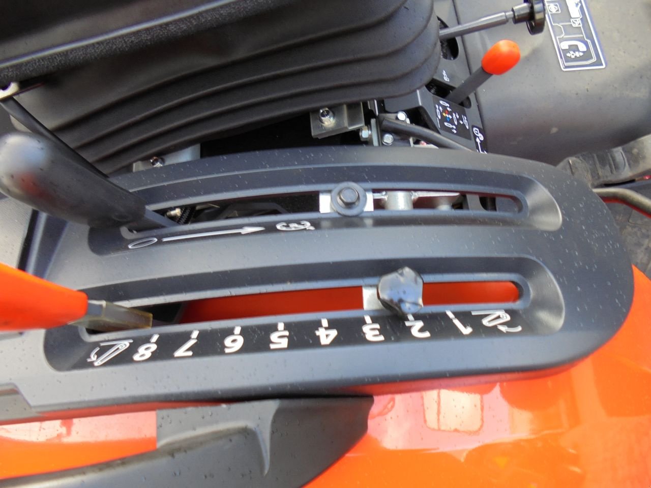 Traktor des Typs Kubota B2-261, Neumaschine in Hedel (Bild 5)