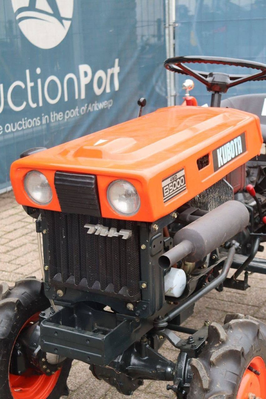 Traktor du type Kubota B5000, Gebrauchtmaschine en Antwerpen (Photo 11)