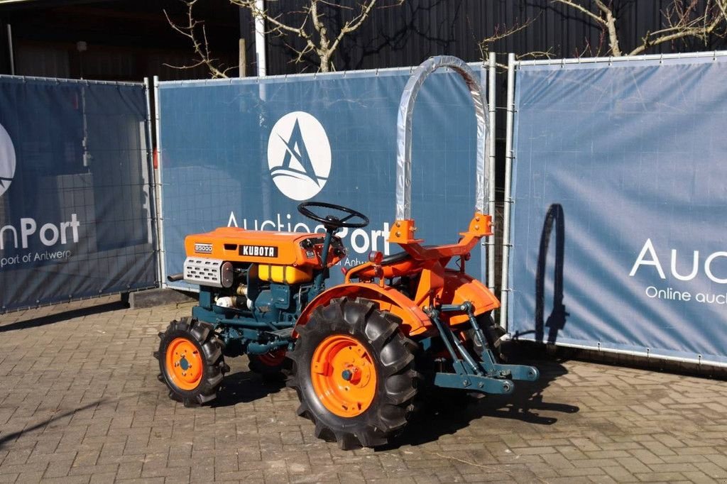 Traktor του τύπου Kubota B5000, Gebrauchtmaschine σε Antwerpen (Φωτογραφία 4)