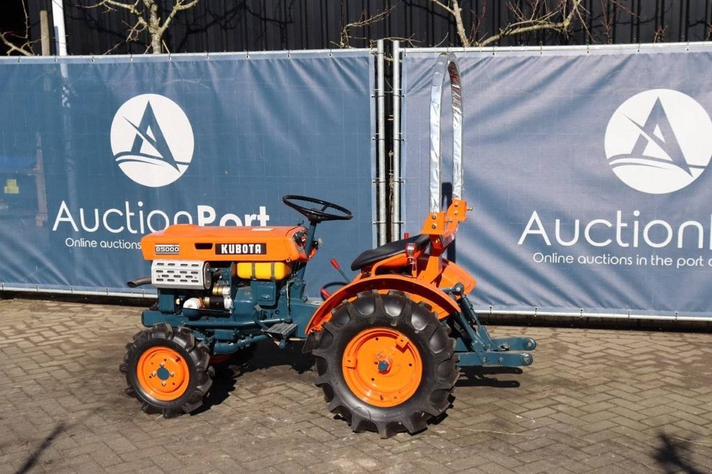 Traktor του τύπου Kubota B5000, Gebrauchtmaschine σε Antwerpen (Φωτογραφία 3)