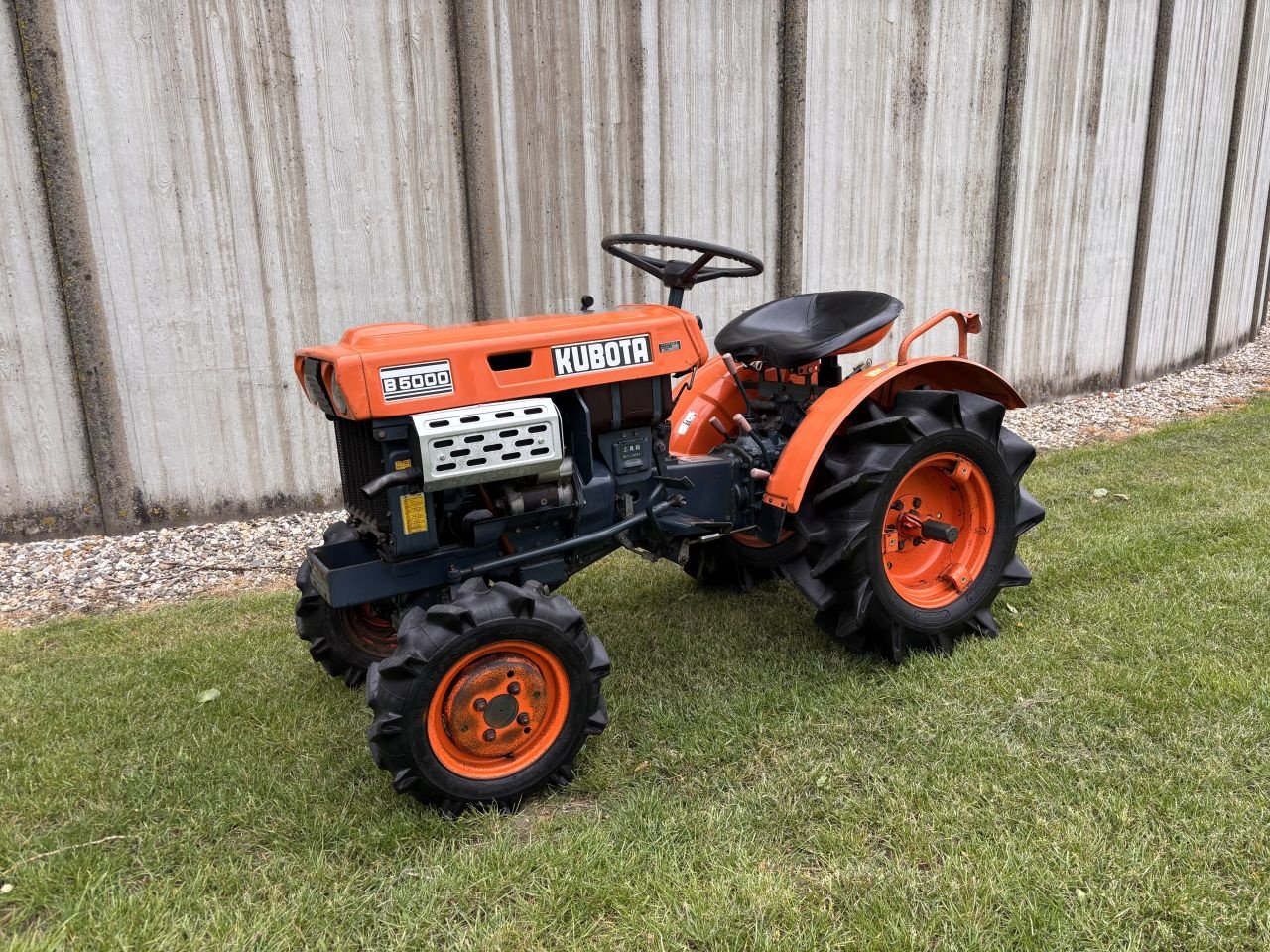Traktor a típus Kubota B5000, Gebrauchtmaschine ekkor: Den Bommel (Kép 1)