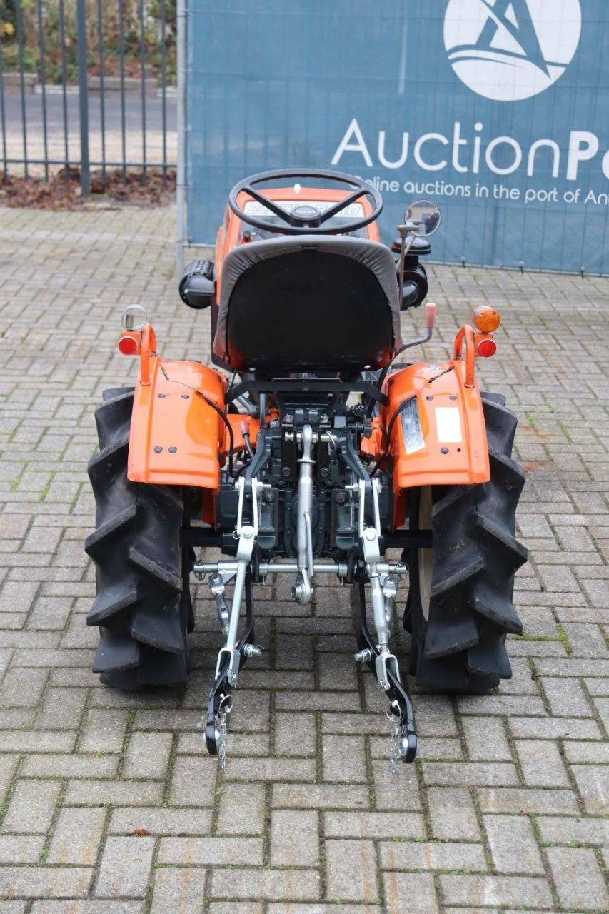 Traktor van het type Kubota B5001, Gebrauchtmaschine in Antwerpen (Foto 5)