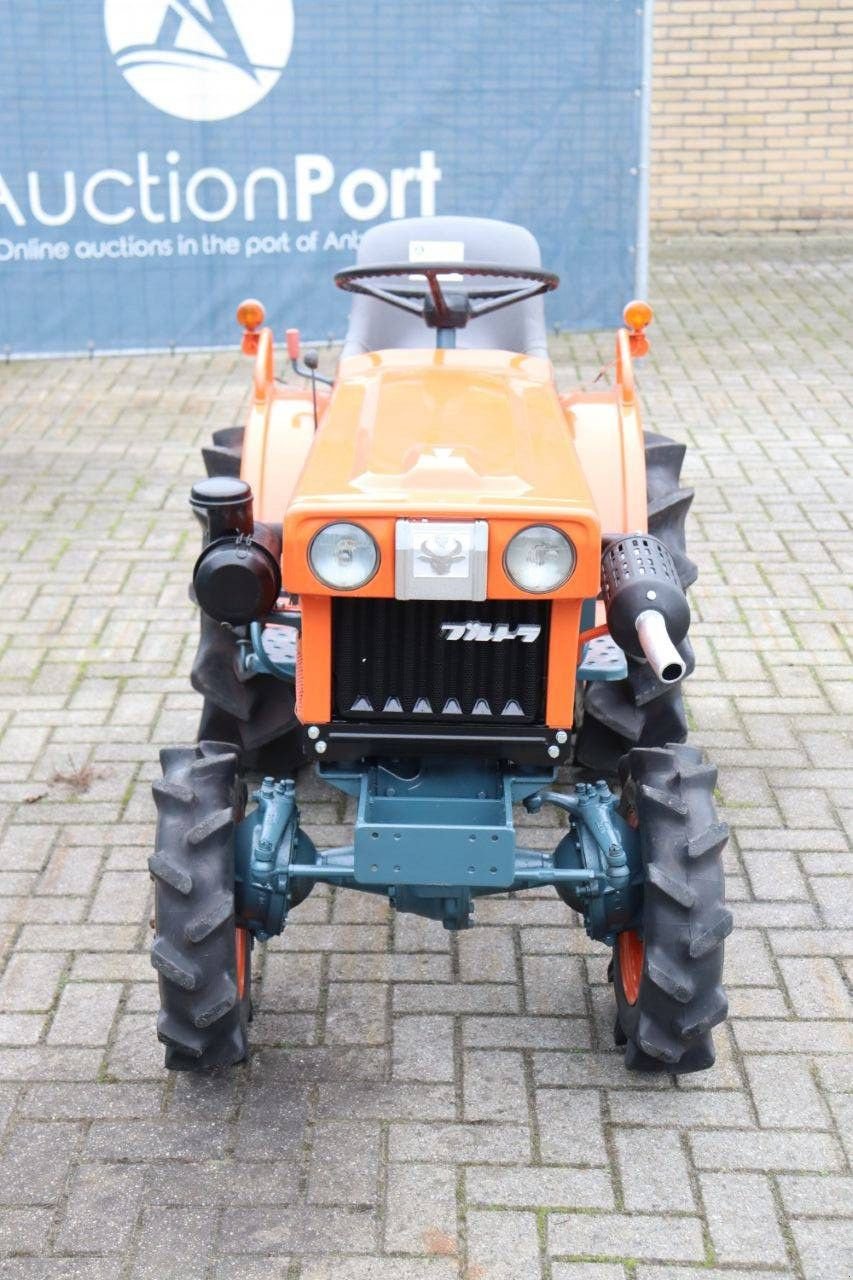 Traktor des Typs Kubota B5001, Gebrauchtmaschine in Antwerpen (Bild 9)