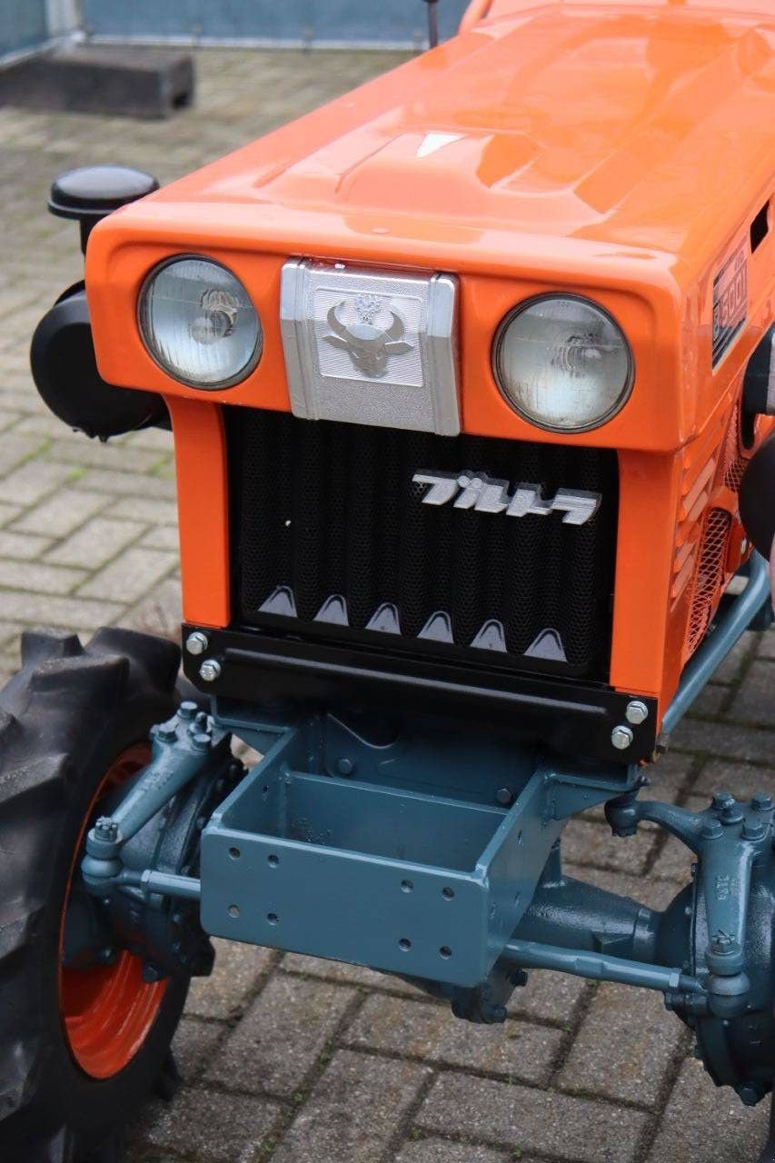 Traktor des Typs Kubota B5001, Gebrauchtmaschine in Antwerpen (Bild 11)