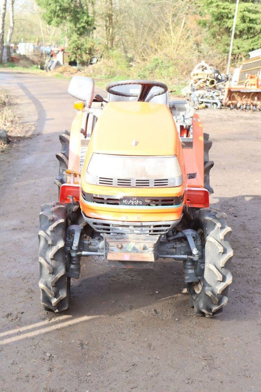 Traktor des Typs Kubota B52, Gebrauchtmaschine in Antwerpen (Bild 9)