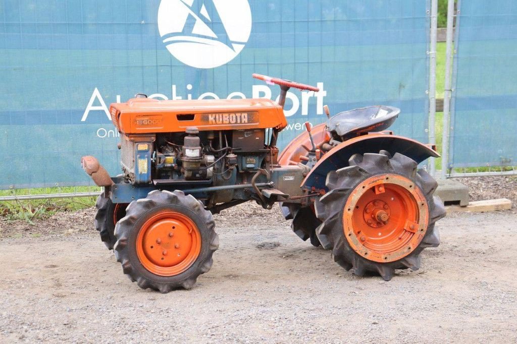 Traktor typu Kubota B6000, Gebrauchtmaschine w Antwerpen (Zdjęcie 1)