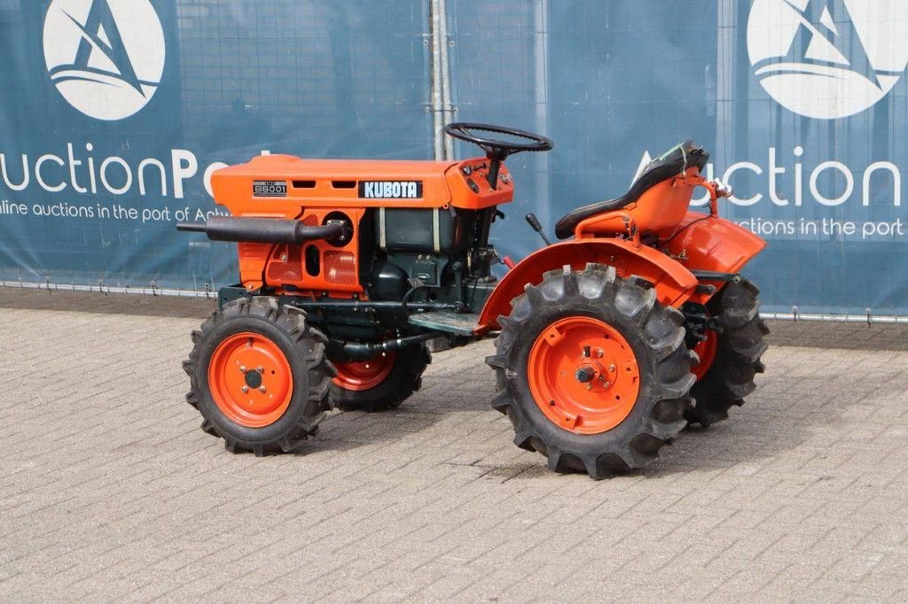 Traktor del tipo Kubota B6001, Gebrauchtmaschine In Antwerpen (Immagine 3)