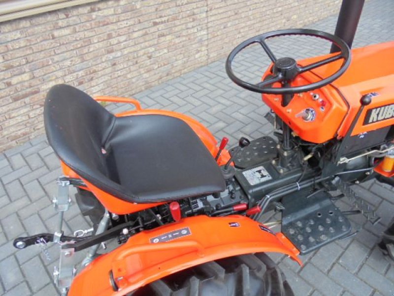 Traktor typu Kubota b6001, Gebrauchtmaschine v Houten (Obrázek 3)