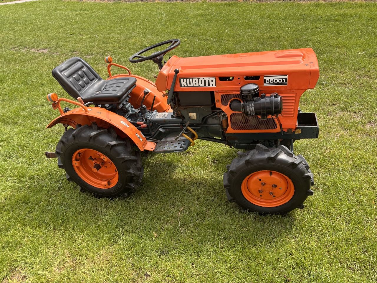 Traktor typu Kubota B6001, Gebrauchtmaschine v Den Bommel (Obrázok 4)