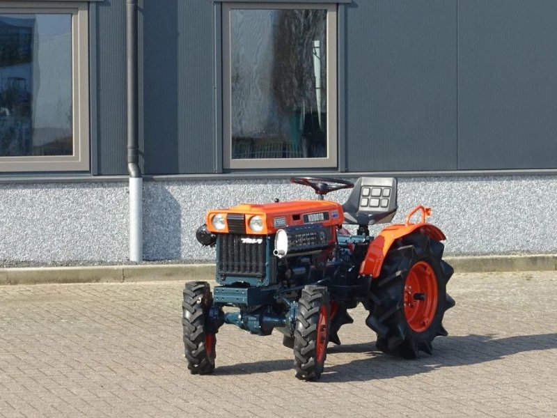 Traktor tipa Kubota B7000 4wd / Koopje, Gebrauchtmaschine u Swifterband (Slika 1)
