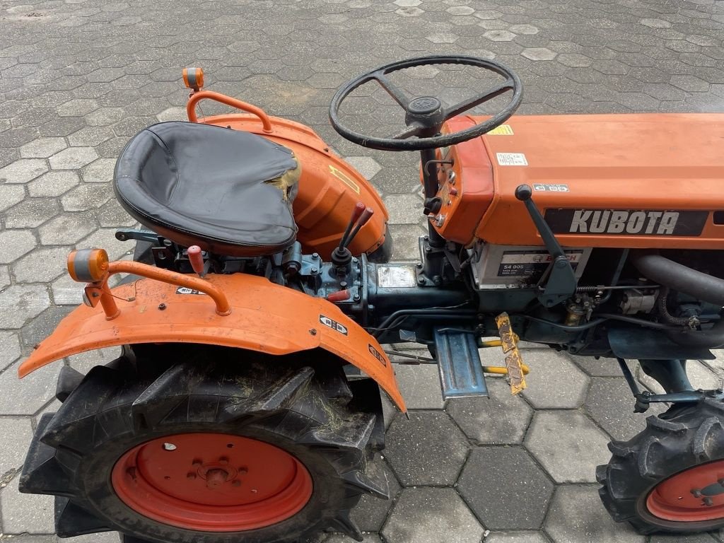Traktor des Typs Kubota B7000 minitractor, Gebrauchtmaschine in Neer (Bild 9)