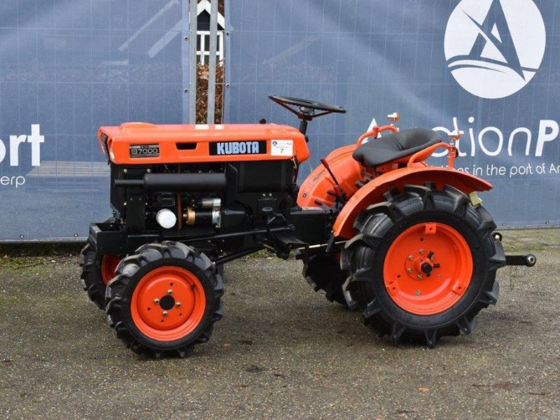 Traktor Türe ait Kubota B7000, Gebrauchtmaschine içinde Antwerpen (resim 1)