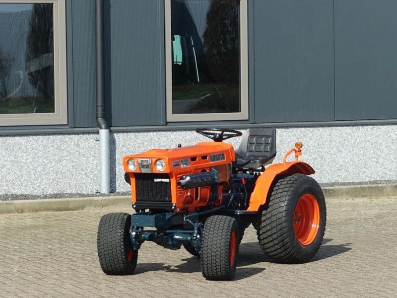 Traktor του τύπου Kubota B7001 4wd / Brede Gazonbanden, Gebrauchtmaschine σε Swifterband (Φωτογραφία 1)