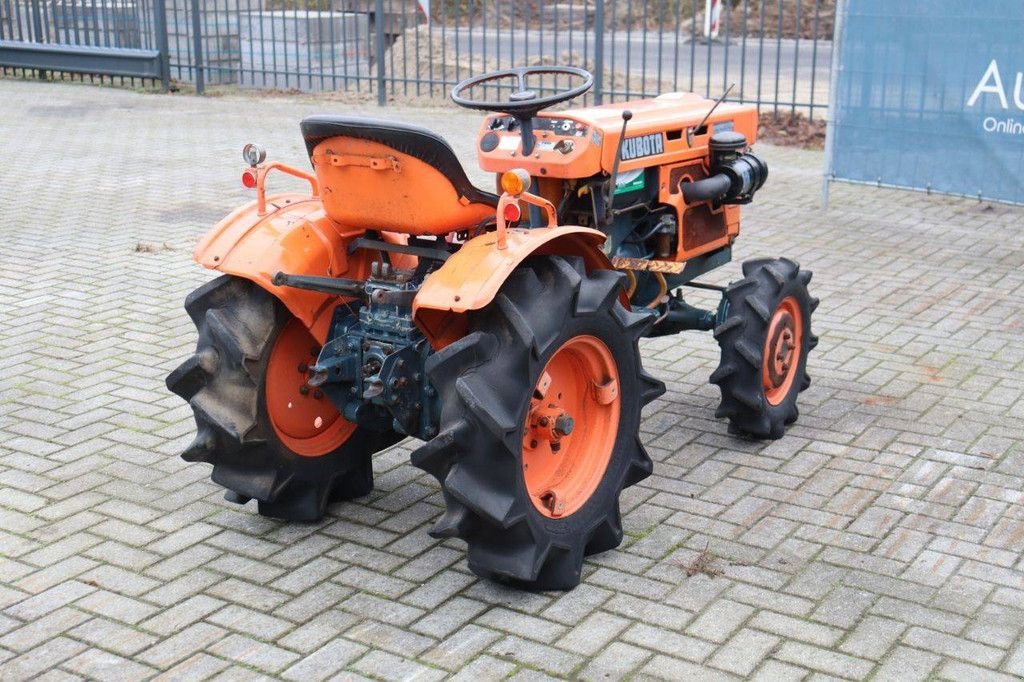 Traktor del tipo Kubota B7001, Gebrauchtmaschine In Antwerpen (Immagine 7)