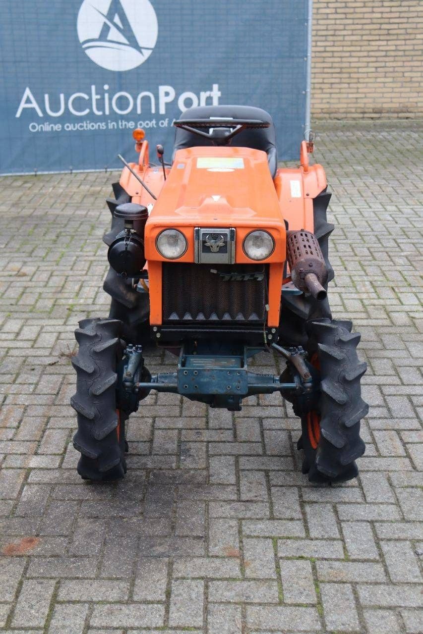 Traktor del tipo Kubota B7001, Gebrauchtmaschine In Antwerpen (Immagine 9)