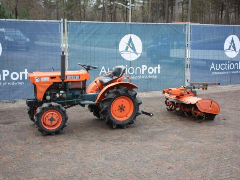 Traktor του τύπου Kubota B7001, Gebrauchtmaschine σε Antwerpen (Φωτογραφία 1)