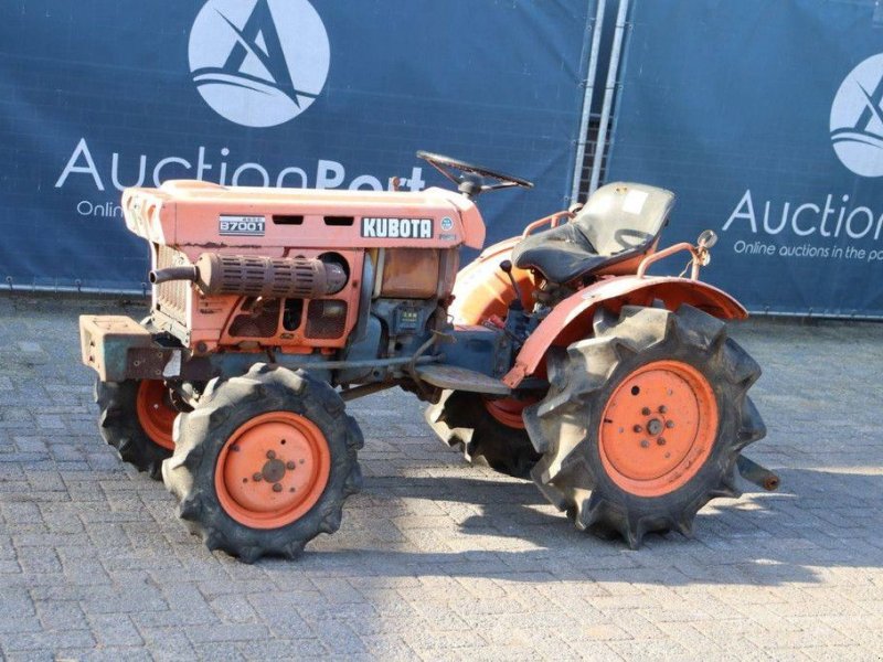 Traktor van het type Kubota B7001, Gebrauchtmaschine in Antwerpen (Foto 1)